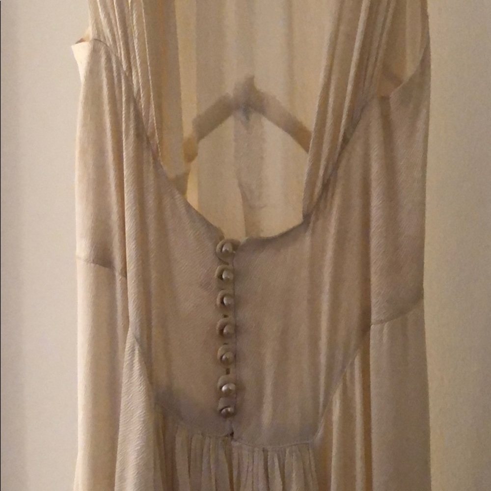 Vintage 1920’s textured ivory sleeping gown